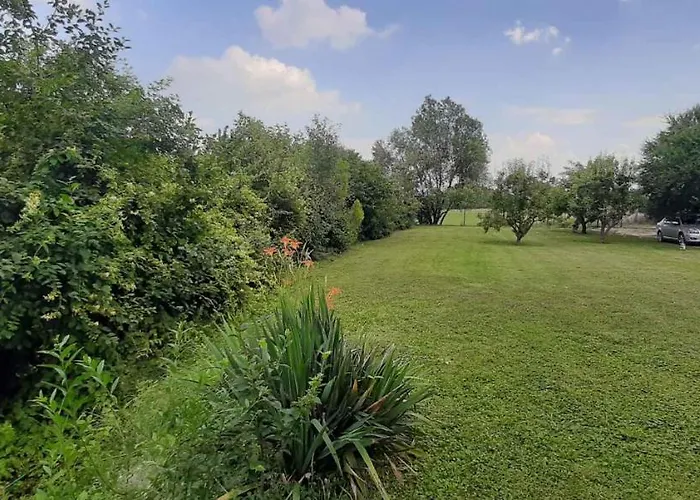 - Balaton 20230 Semesterbostad *